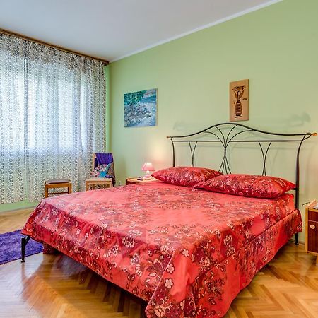 A Quiet Apartment With Balcony In Split Eksteriør bilde