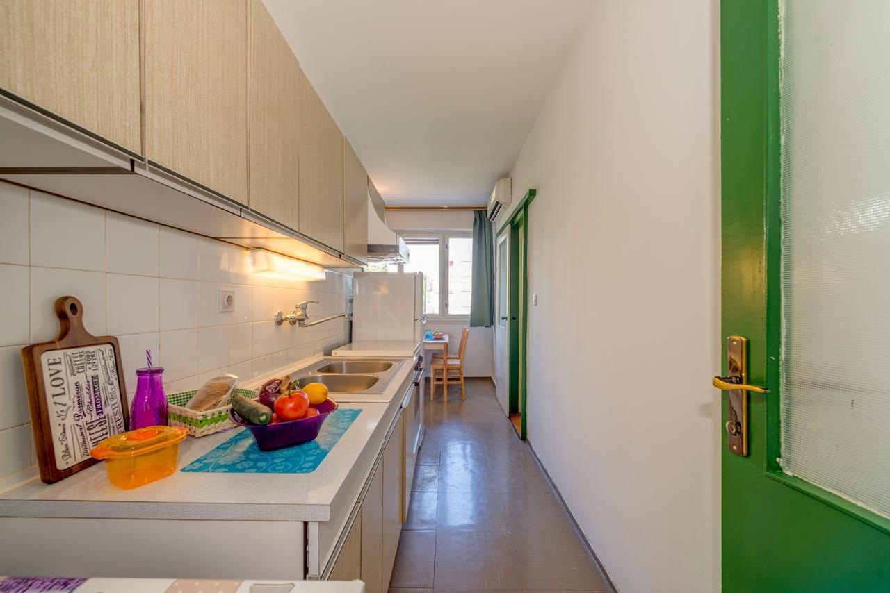 A Quiet Apartment With Balcony In Split Eksteriør bilde