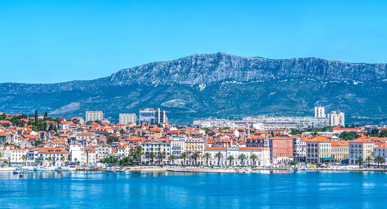 A Quiet Apartment With Balcony In Split Eksteriør bilde